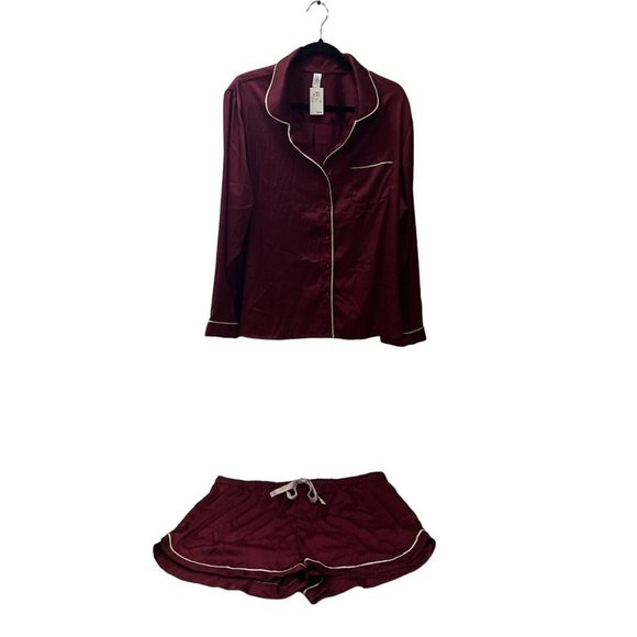 Women Burguendi Pajamas Set Satin  Star Above Long Sleeve and Short  2XL NEW - Picture 1 of 12